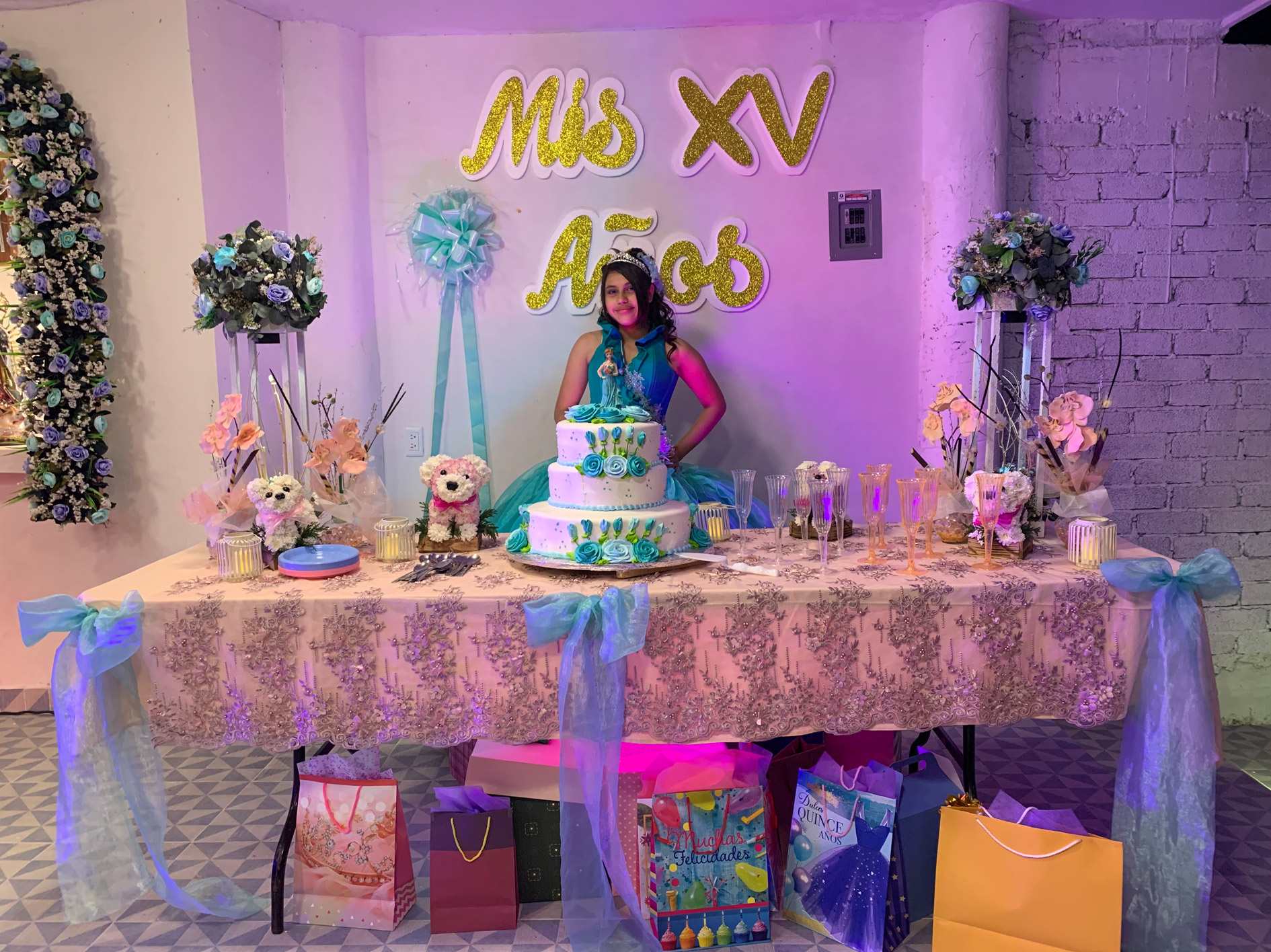 Copy-of-9.FiestaXV